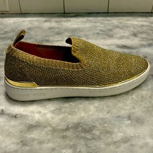 Michael Kors, like new. Barely worn. Size 9.5 US Women’s. in Troy, Michigan